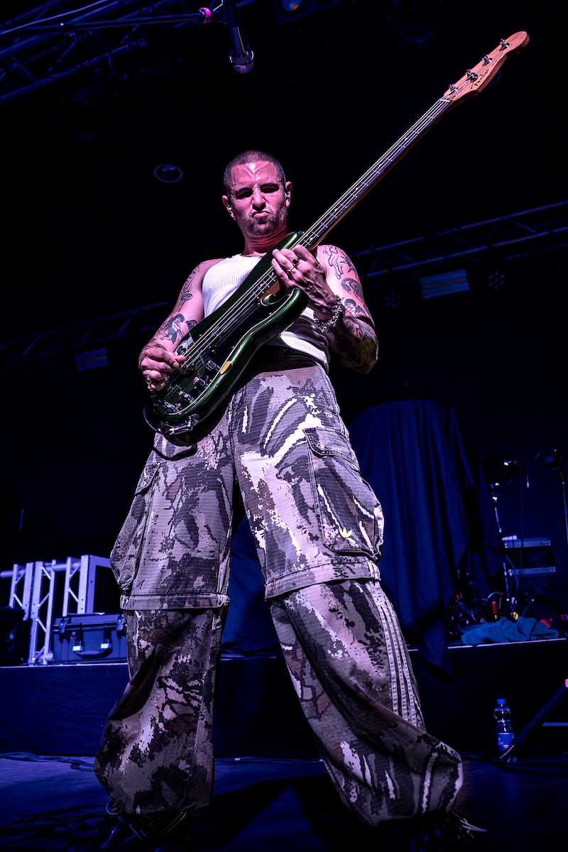 SNAYX @ Kavka Zappa, picture 5, photographed by Anoek Houben - FrontView Magazine