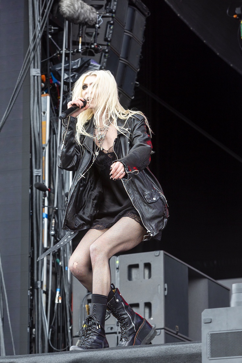 The Pretty Reckless @ Rock Am Ring, picture 7, photographed by Edwin Houdevelt - FrontView Magazine