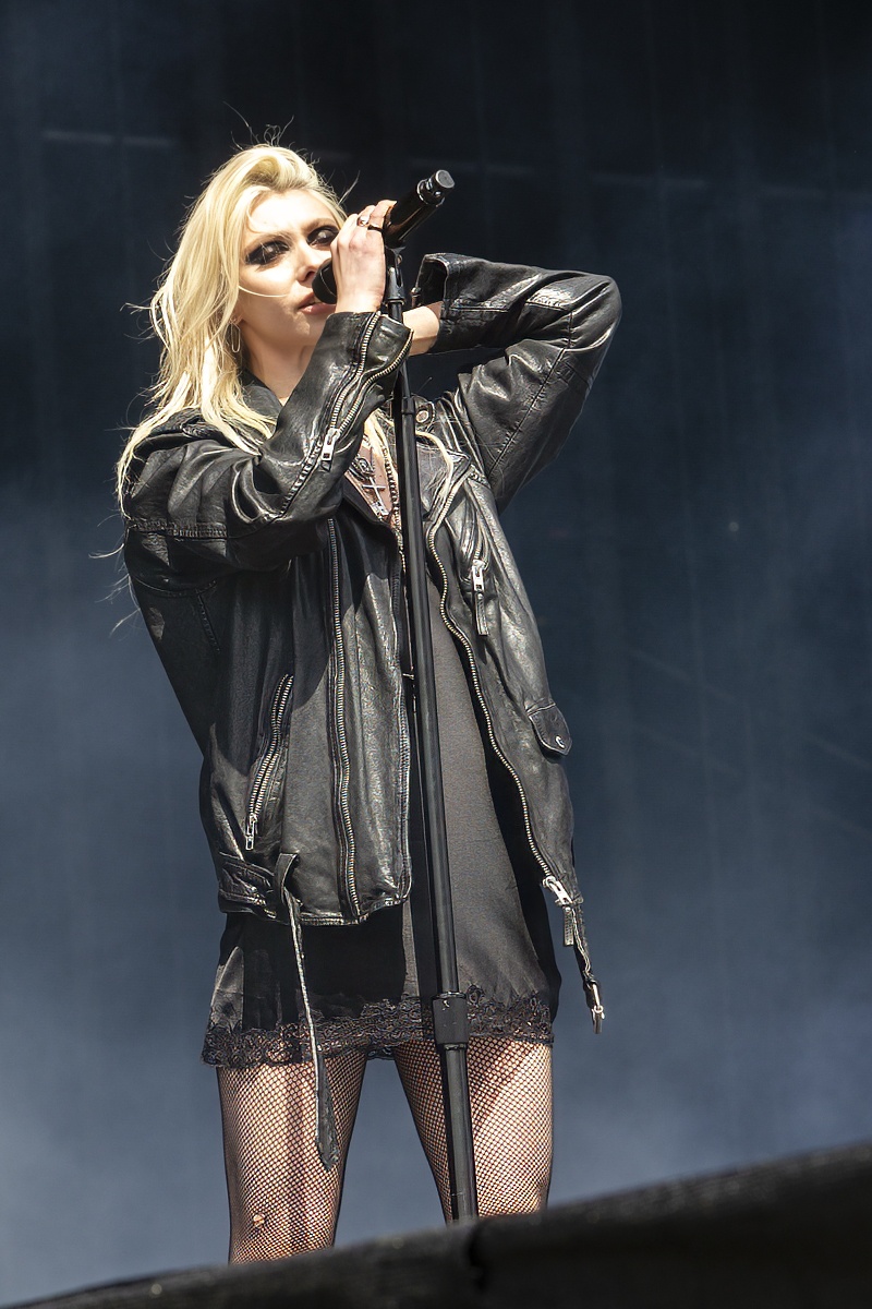 The Pretty Reckless @ Rock Am Ring, picture 2, photographed by Edwin Houdevelt - FrontView Magazine