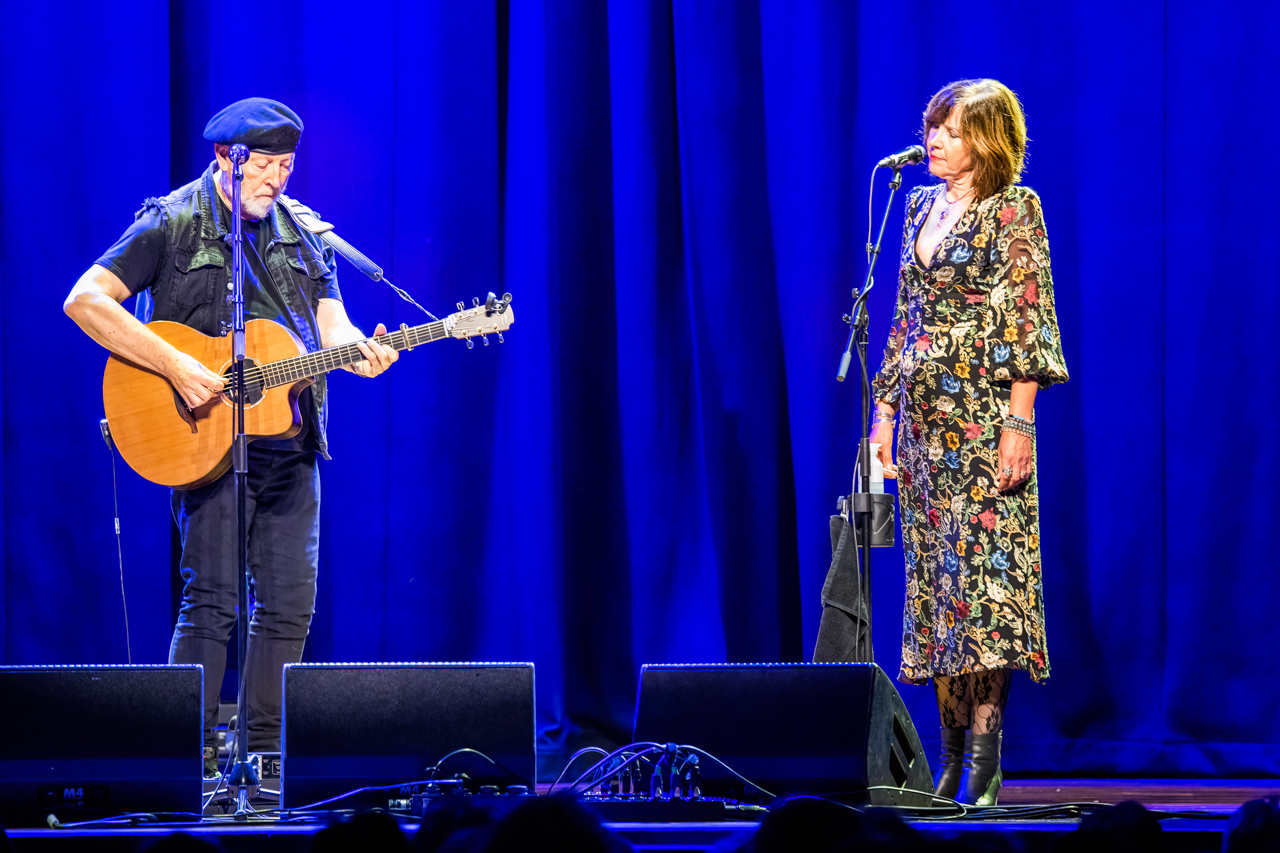 Richard Thompson in concert @ De Roma, picture 9, photographed by Paul Jongeneelen - FrontView Magazine