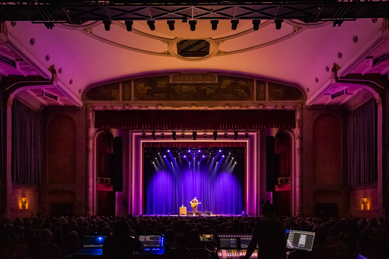 Richard Thompson in concert @ De Roma, picture 6, photographed by Paul Jongeneelen - FrontView Magazine