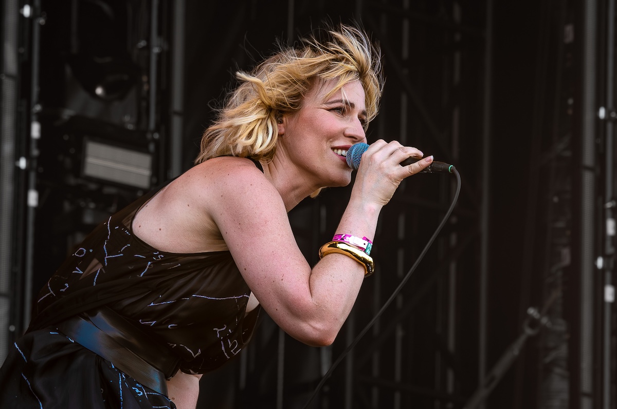 Natasha Bedingfield @ Pinkpop, picture 1, photographed by Anoek Houben - FrontView Magazine