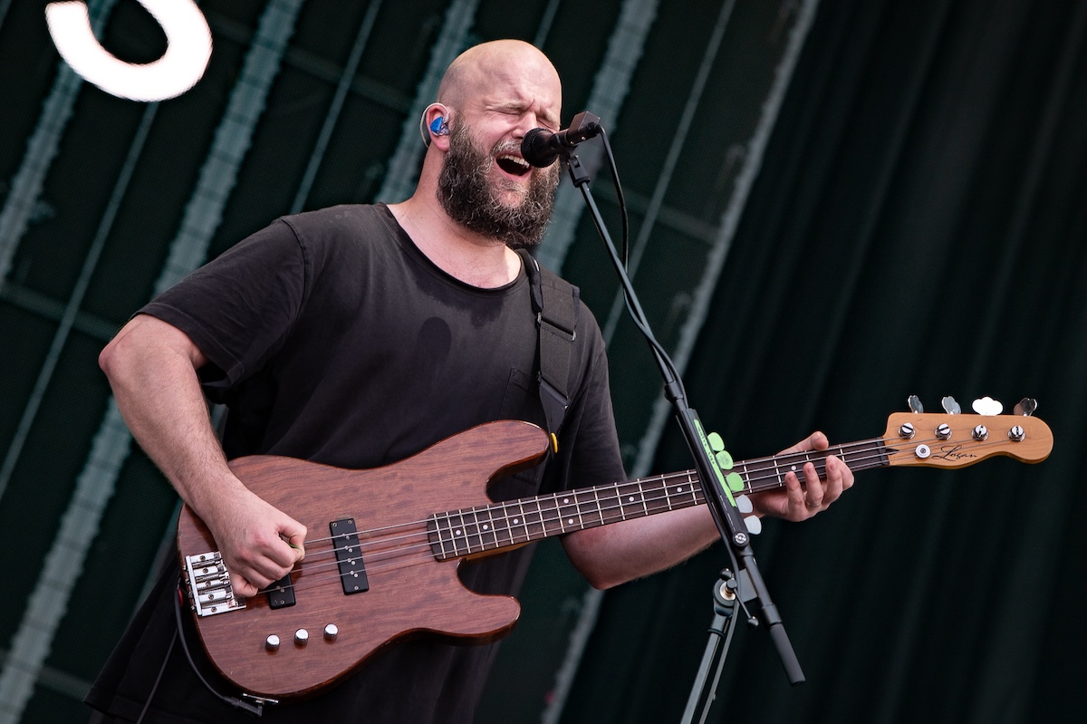 White Lies @ Pinkpop, foto 11, foto's door Anoek Houben - FrontView Magazine