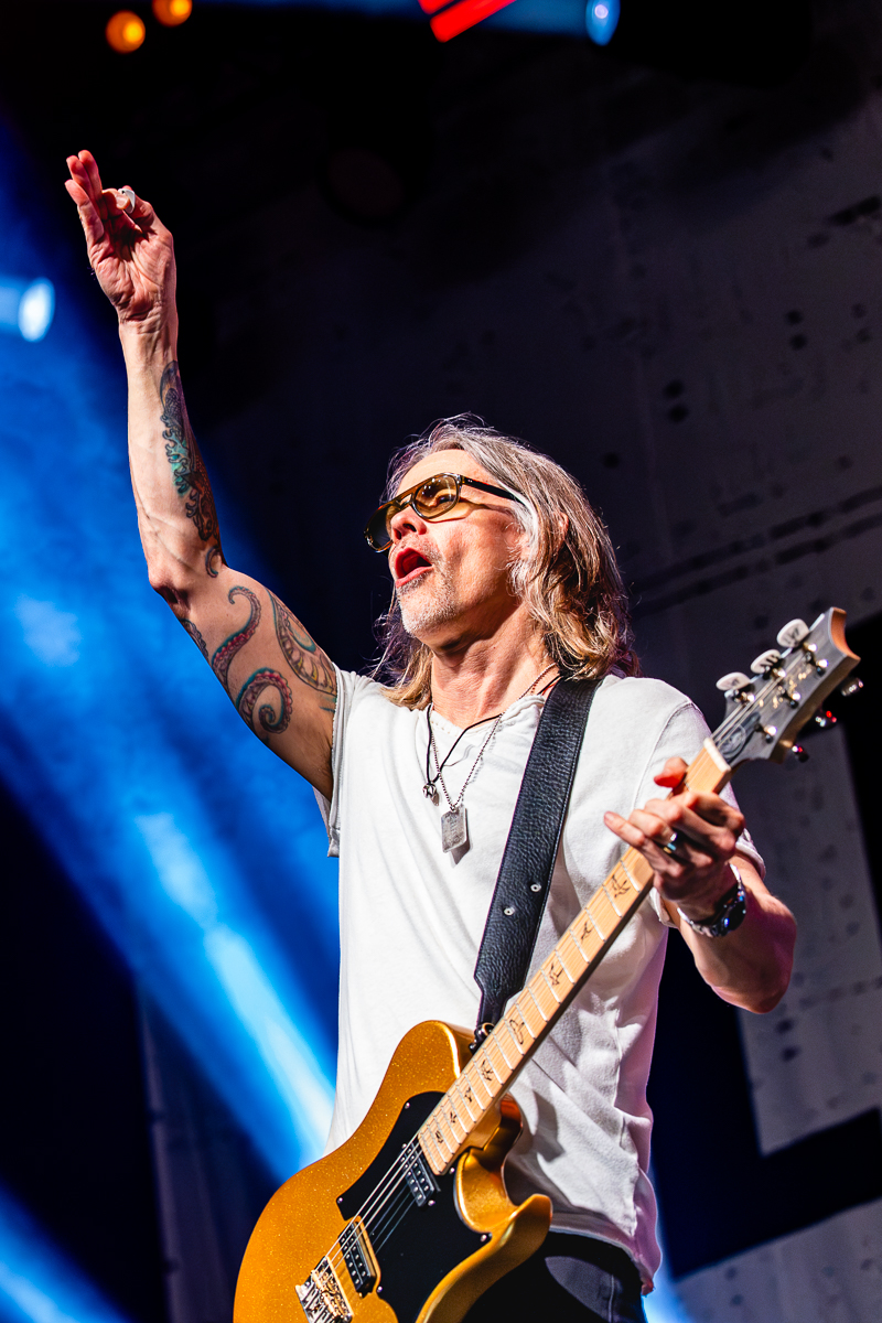 Alter Bridge @ 013, picture 6, photographed by Dorien Goetschalckx - FrontView Magazine