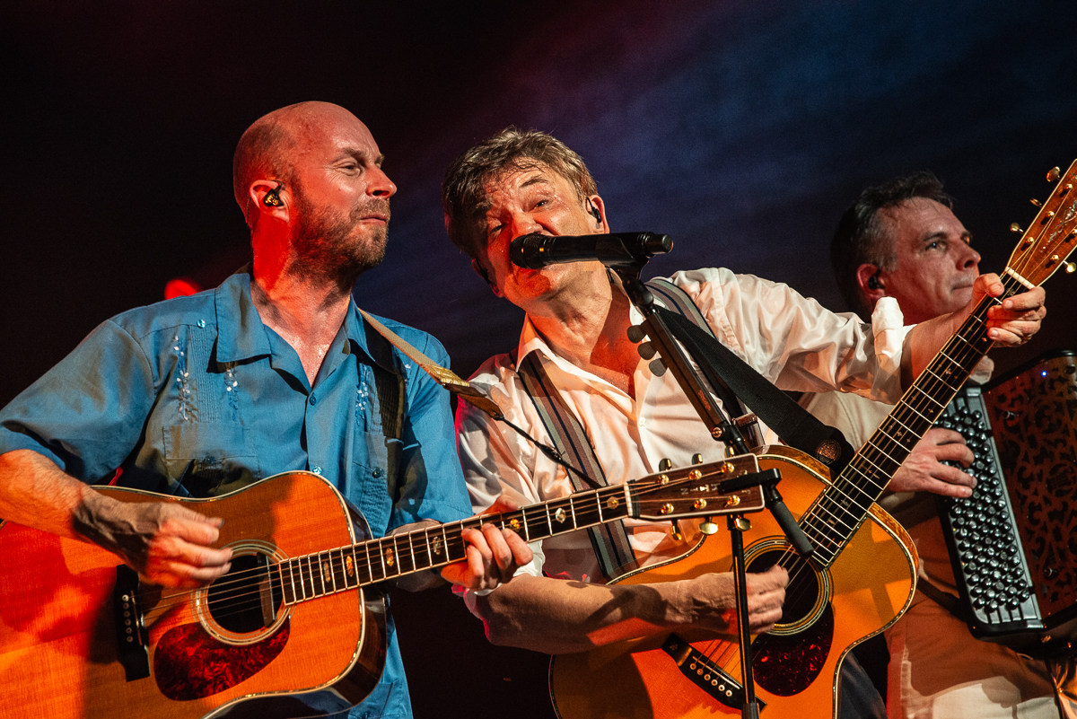 Bart Peeters & De Ideale Mannen @ De Roma, picture 22, photographed by Raf Van Daele - FrontView Magazine