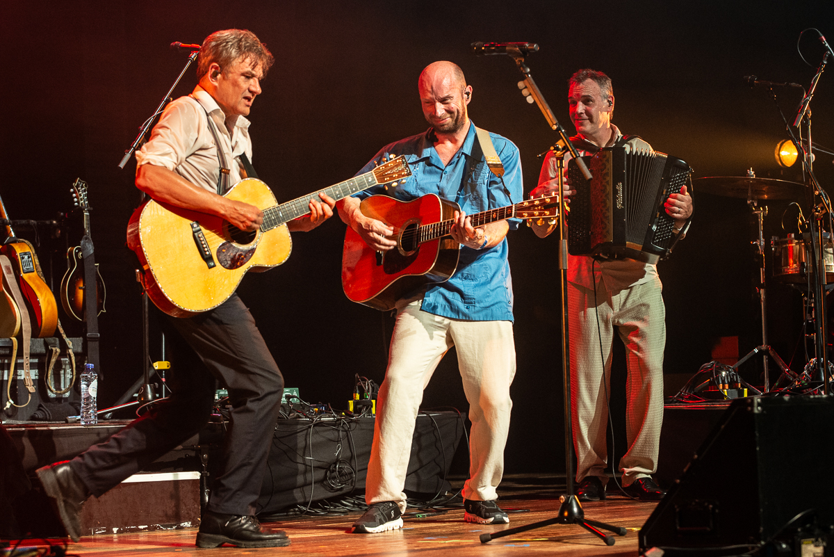 Bart Peeters & De Ideale Mannen @ De Roma, picture 20, photographed by Raf Van Daele - FrontView Magazine