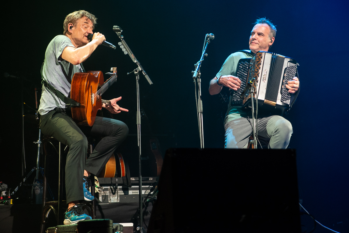 Bart Peeters & De Ideale Mannen @ De Roma, picture 7, photographed by Raf Van Daele - FrontView Magazine