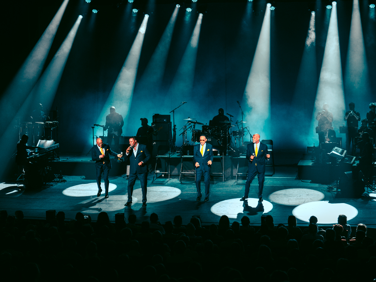 The Four Tops @ Stadsschouwburg Antwerpen, picture 2, photographed by Björn Franck - FrontView Magazine
