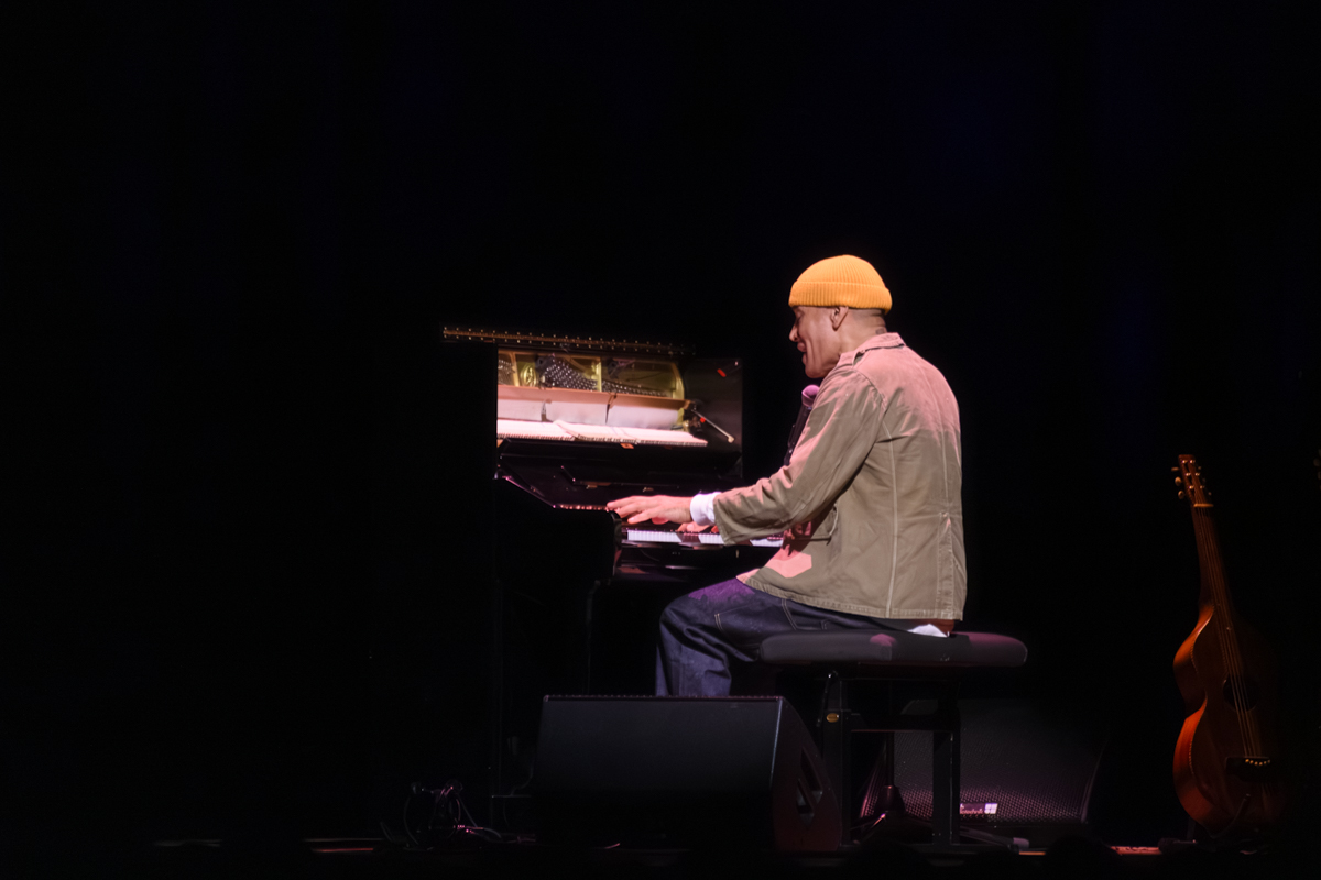 Ben Harper @ De Roma, picture 1, photographed by Bart Janssens - FrontView Magazine