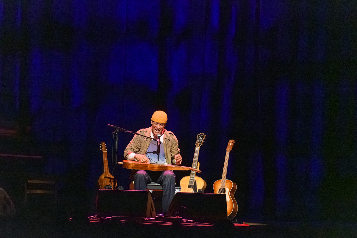 Ben Harper @ De Roma, picture 5, photographed by Bart Janssens - FrontView Magazine