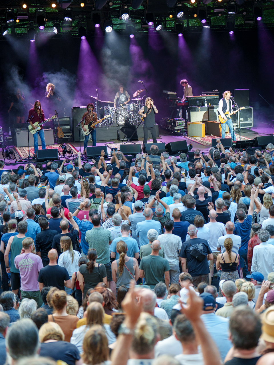 The Black Crowes @ OLT Rivierenhof, picture 13, photographed by Björn Franck - FrontView Magazine