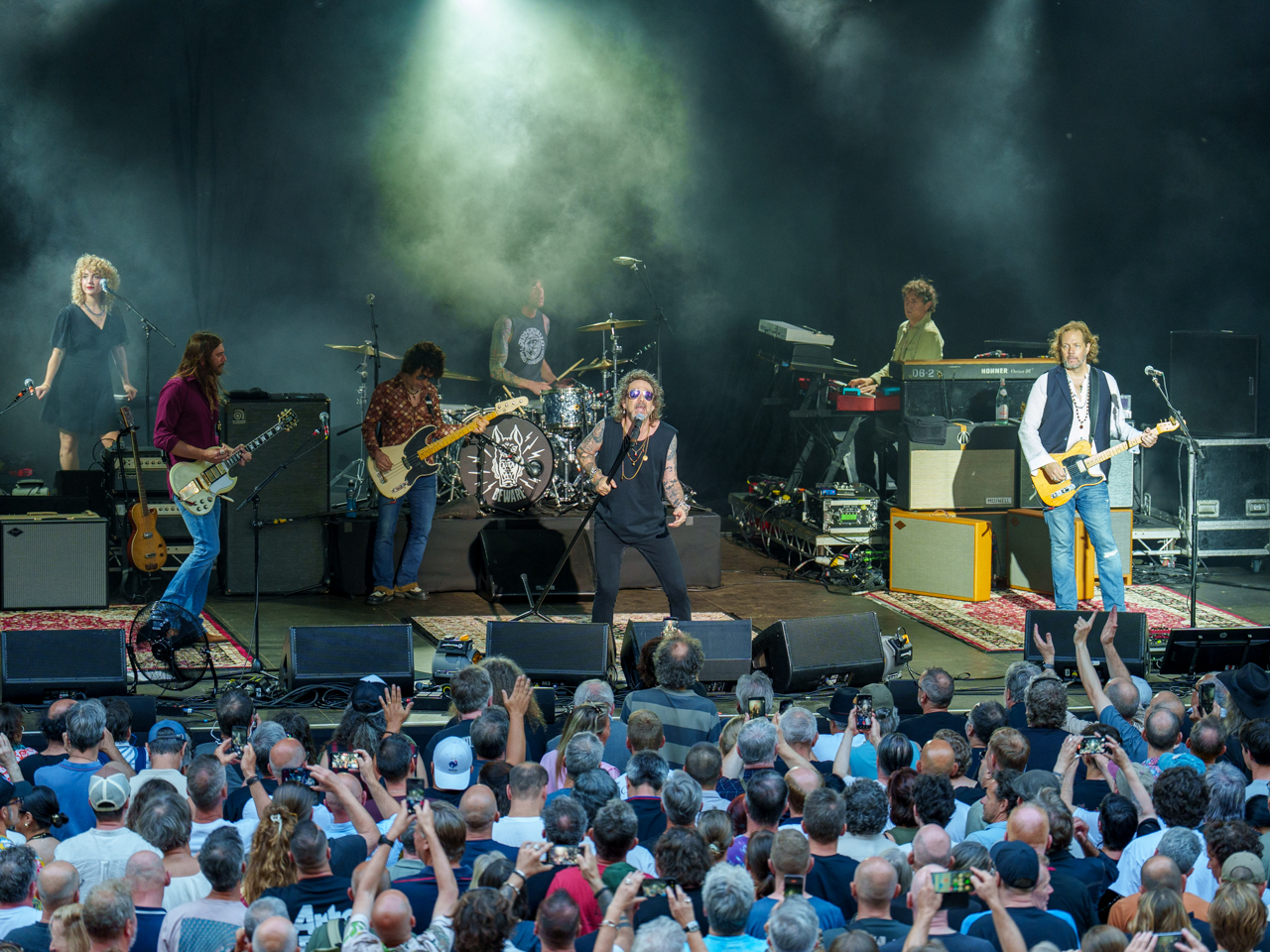 The Black Crowes @ OLT Rivierenhof, picture 12, photographed by Björn Franck - FrontView Magazine