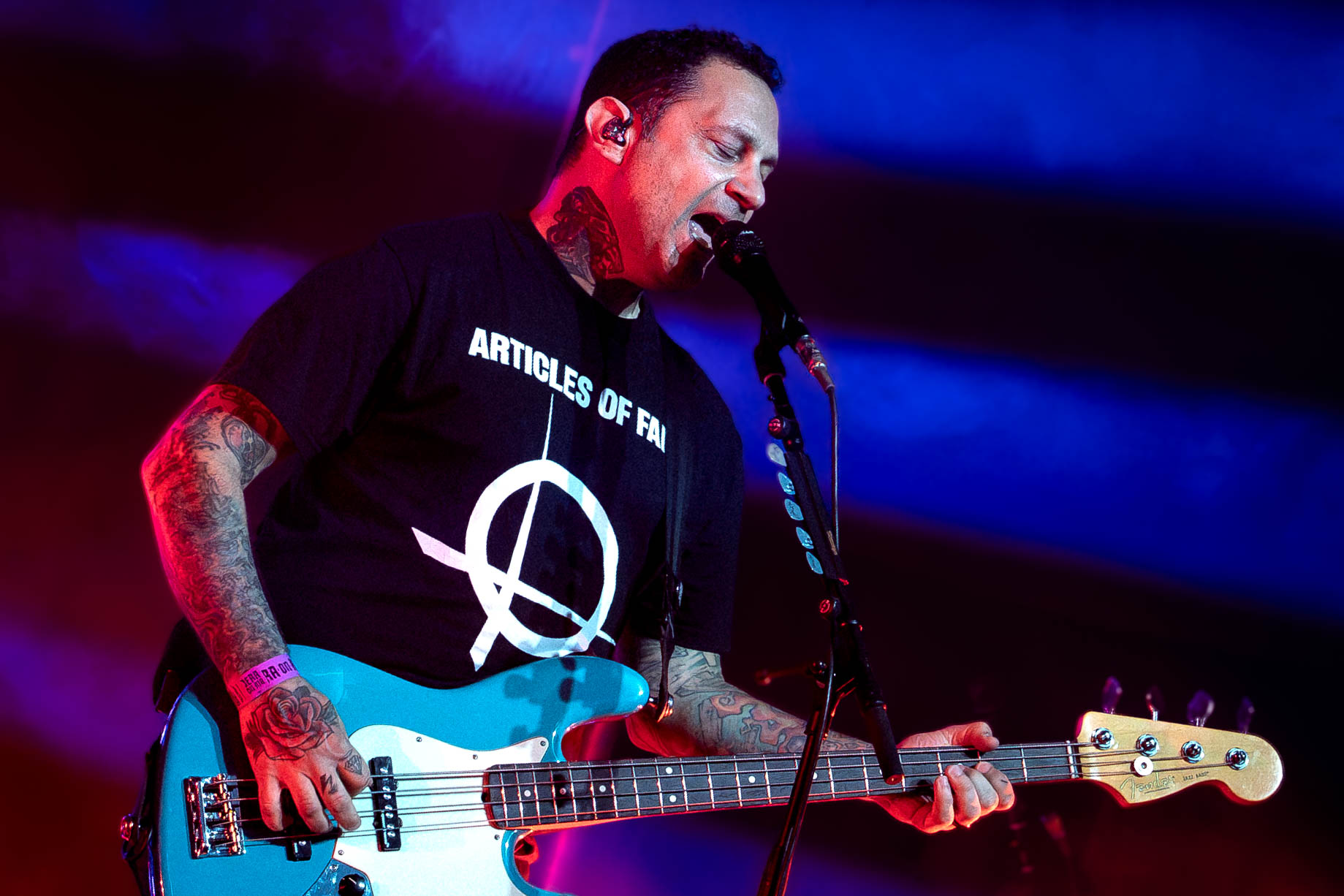 Rise Against @ Jera On Air, foto 4, foto's door Anoek Houben - FrontView Magazine