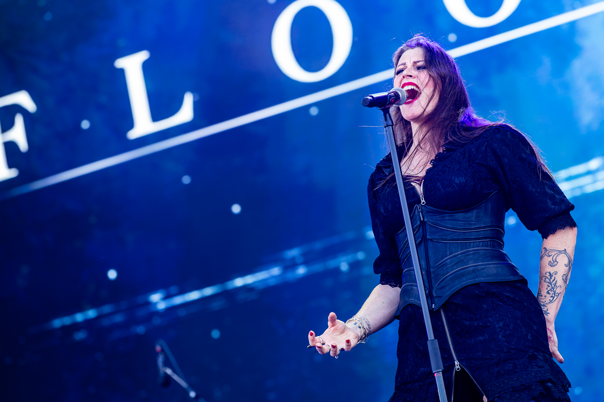 Floor Jansen @ Bospop 2026, picture 7, photographed by Dorien Goetschalckx - FrontView Magazine