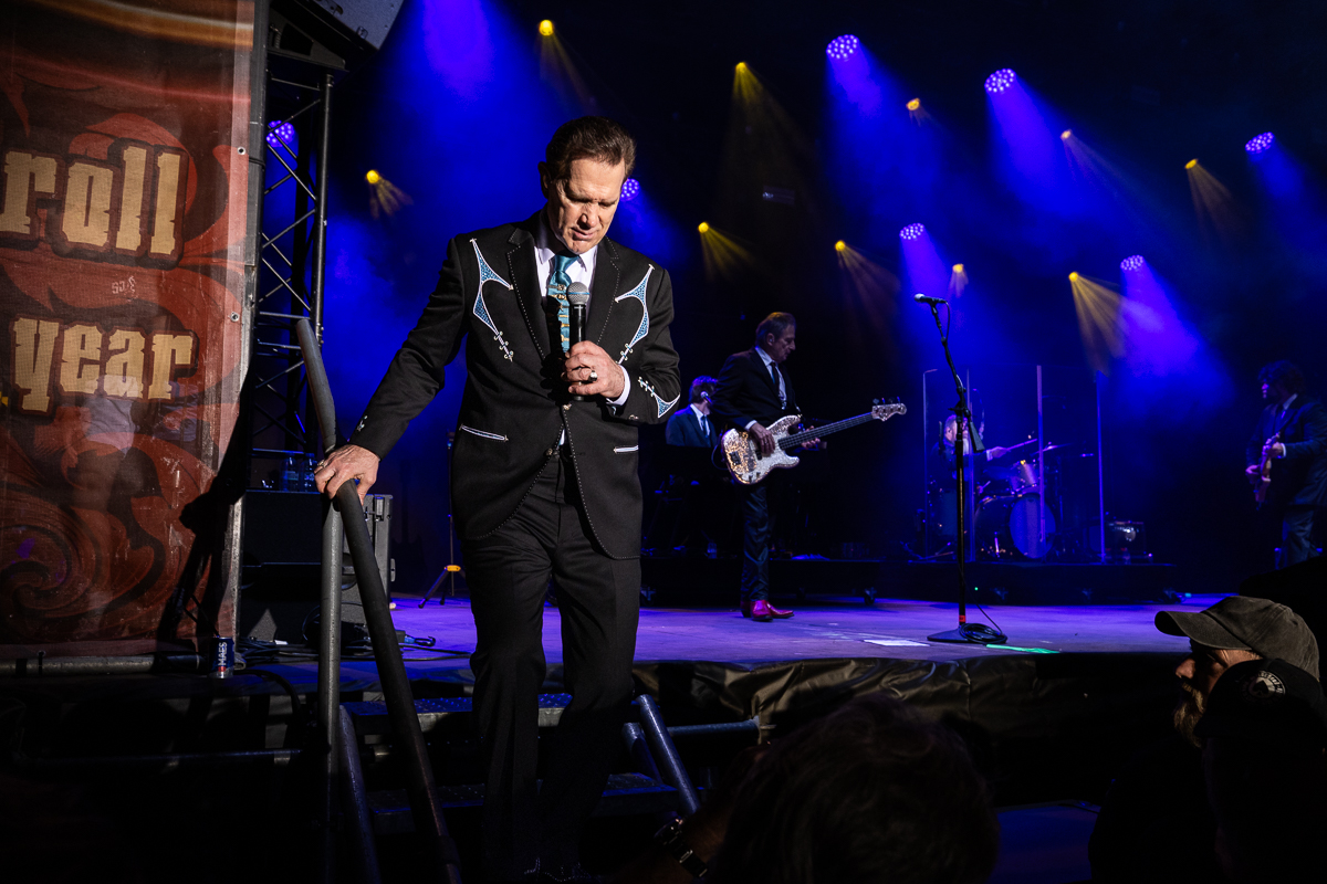 Chris Isaak @ Sjock, foto 13, foto's door David Johnson - FrontView Magazine