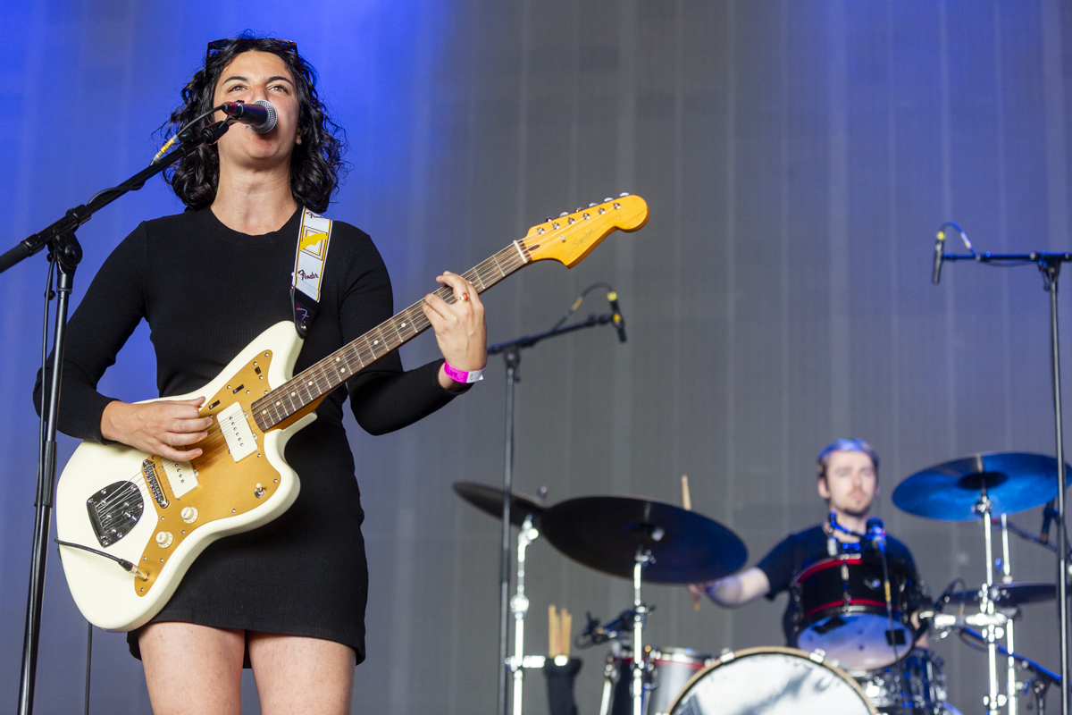 Rosie Stuart @ Rock Zottegem 2026, picture 3, photographed by Edwin Houdevelt - FrontView Magazine