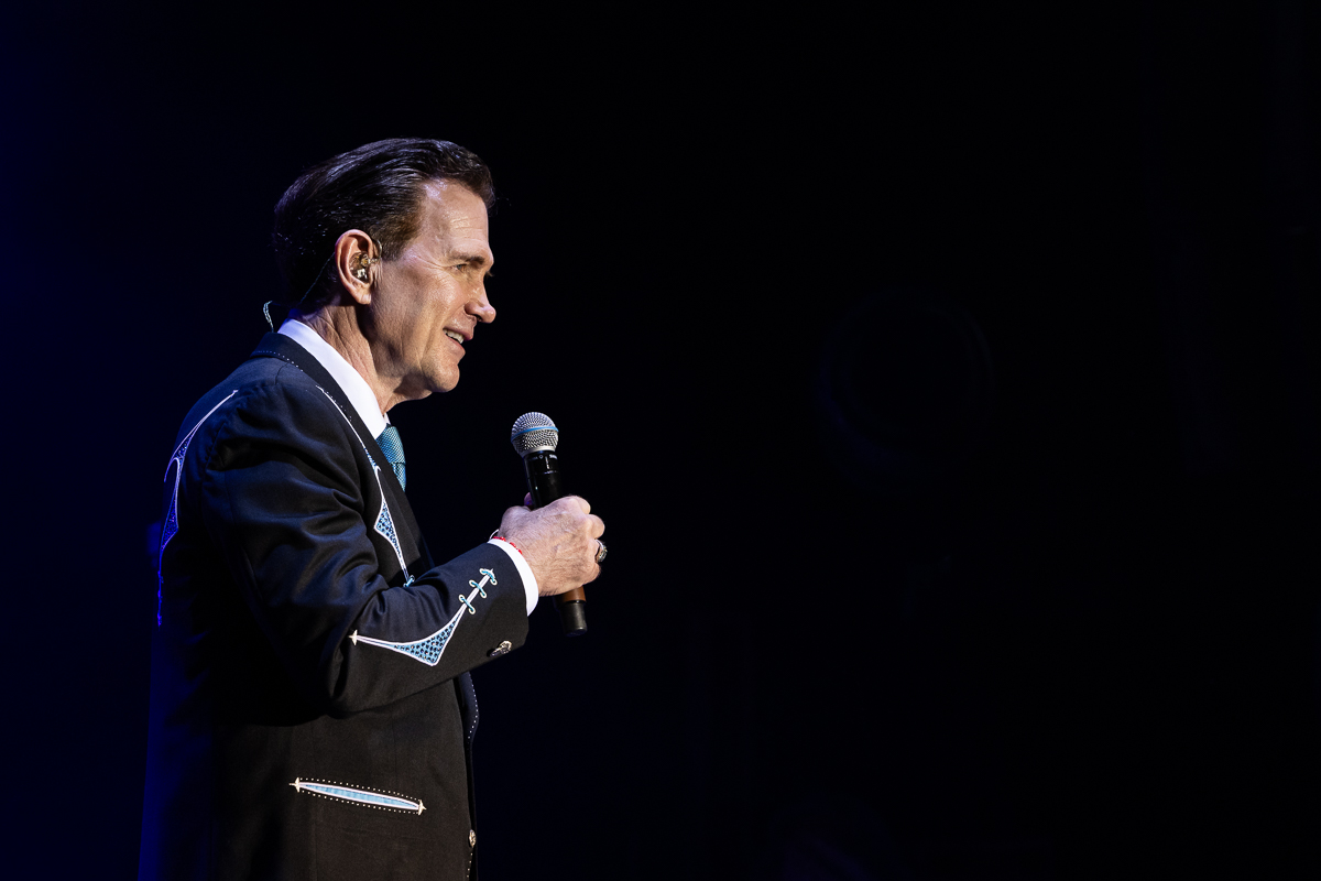 Chris Isaak @ Sjock, foto 10, foto's door David Johnson - FrontView Magazine