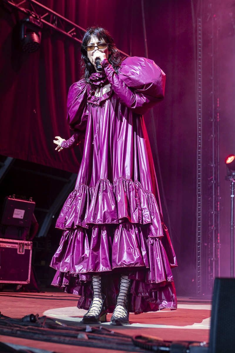 Sylvie Kreusch @ Rock Zottegem 2026, picture 15, photographed by Edwin Houdevelt - FrontView Magazine