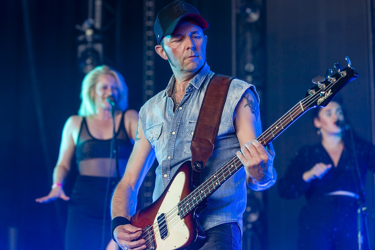 The Scabs @ Rock Zottegem 2026, picture 14, photographed by Edwin Houdevelt - FrontView Magazine