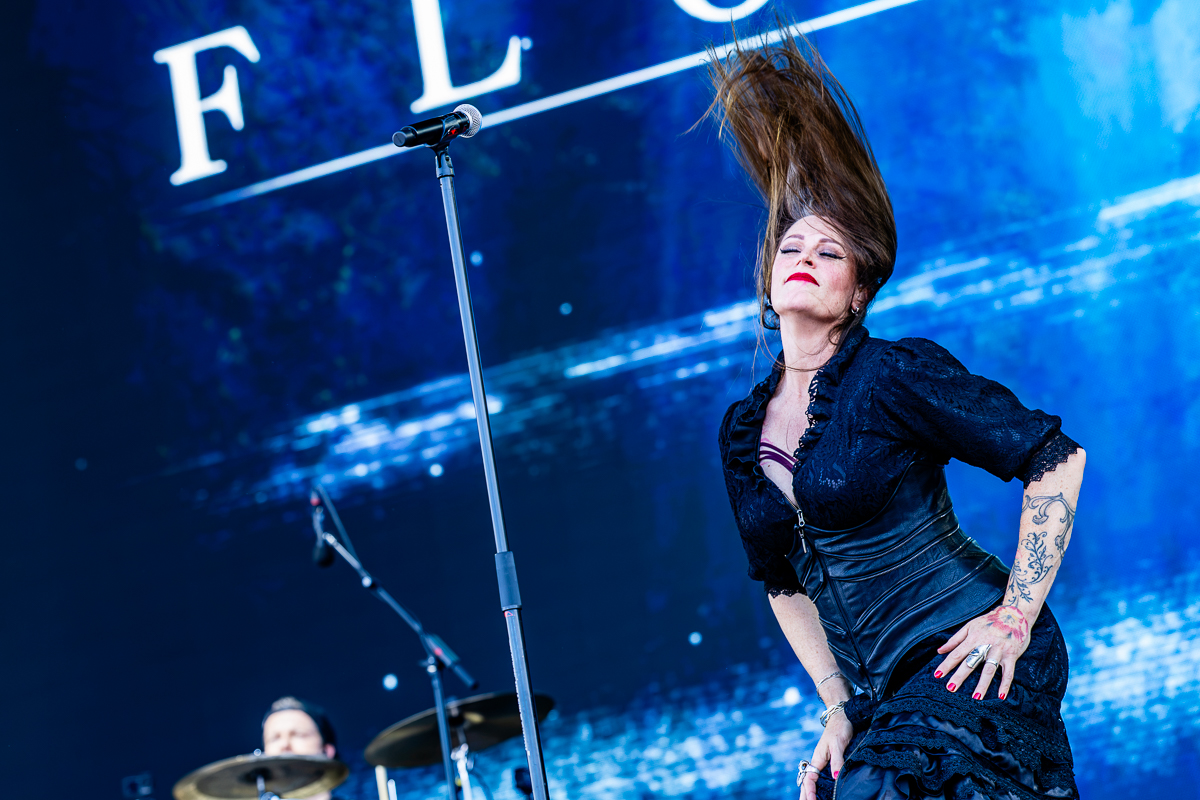 Floor Jansen @ Bospop 2026, picture 6, photographed by Dorien Goetschalckx - FrontView Magazine