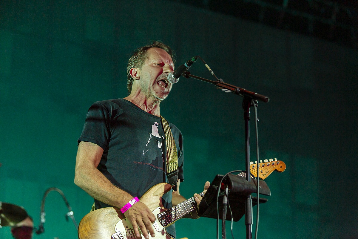 dEUS @ Rock Zottegem 2026, photo 9 of 17, photographed by Edwin Houdevelt - FrontView Magazine