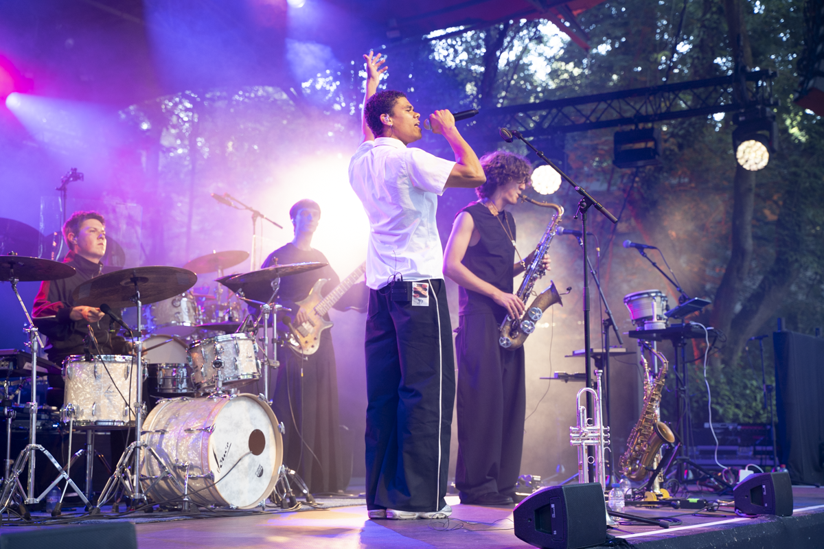 TROY @ OLT Rivierenhof, picture 2, photographed by Tine Van Daele - FrontView Magazine