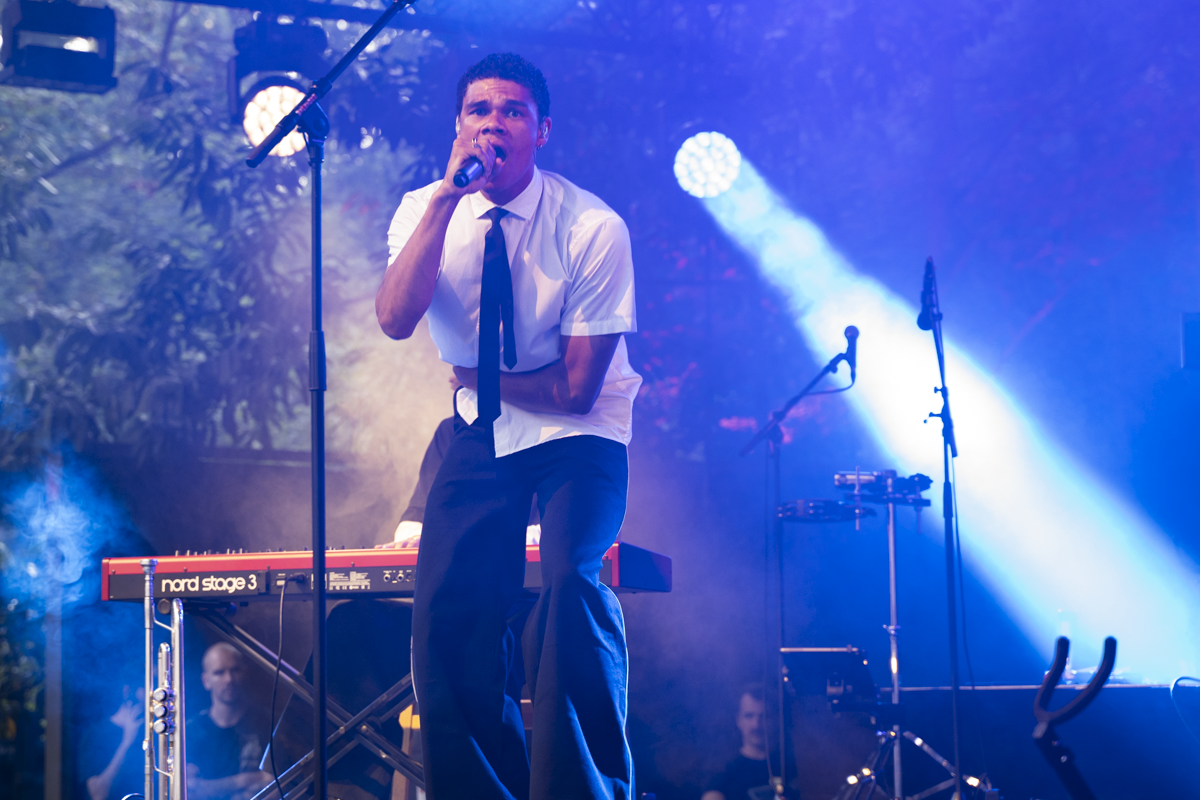 TROY @ OLT Rivierenhof, picture 6, photographed by Tine Van Daele - FrontView Magazine
