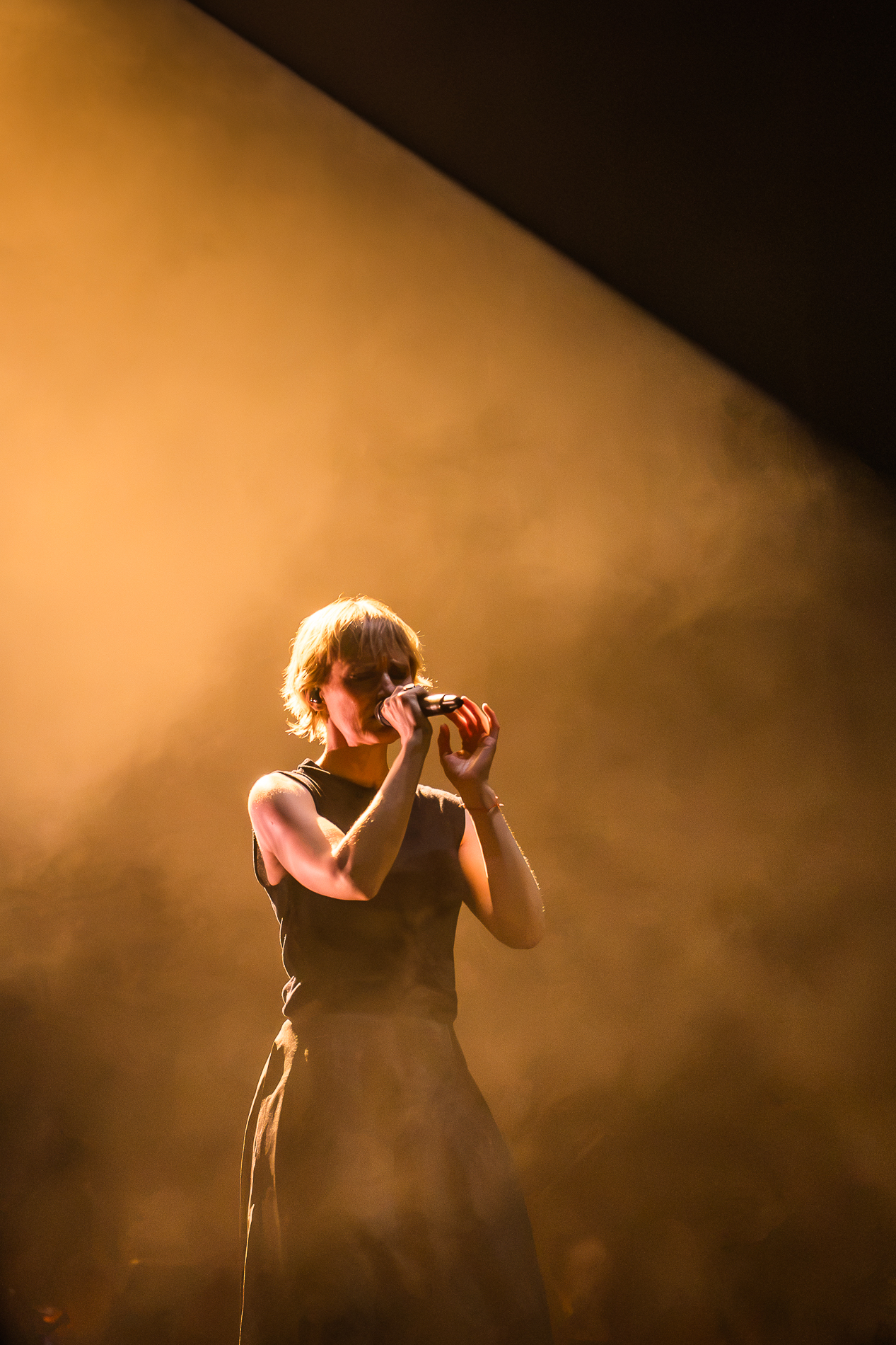 Hooverphonic @ Beleuvenissen, picture 17, photographed by Jürgen Bruynooghe - FrontView Magazine