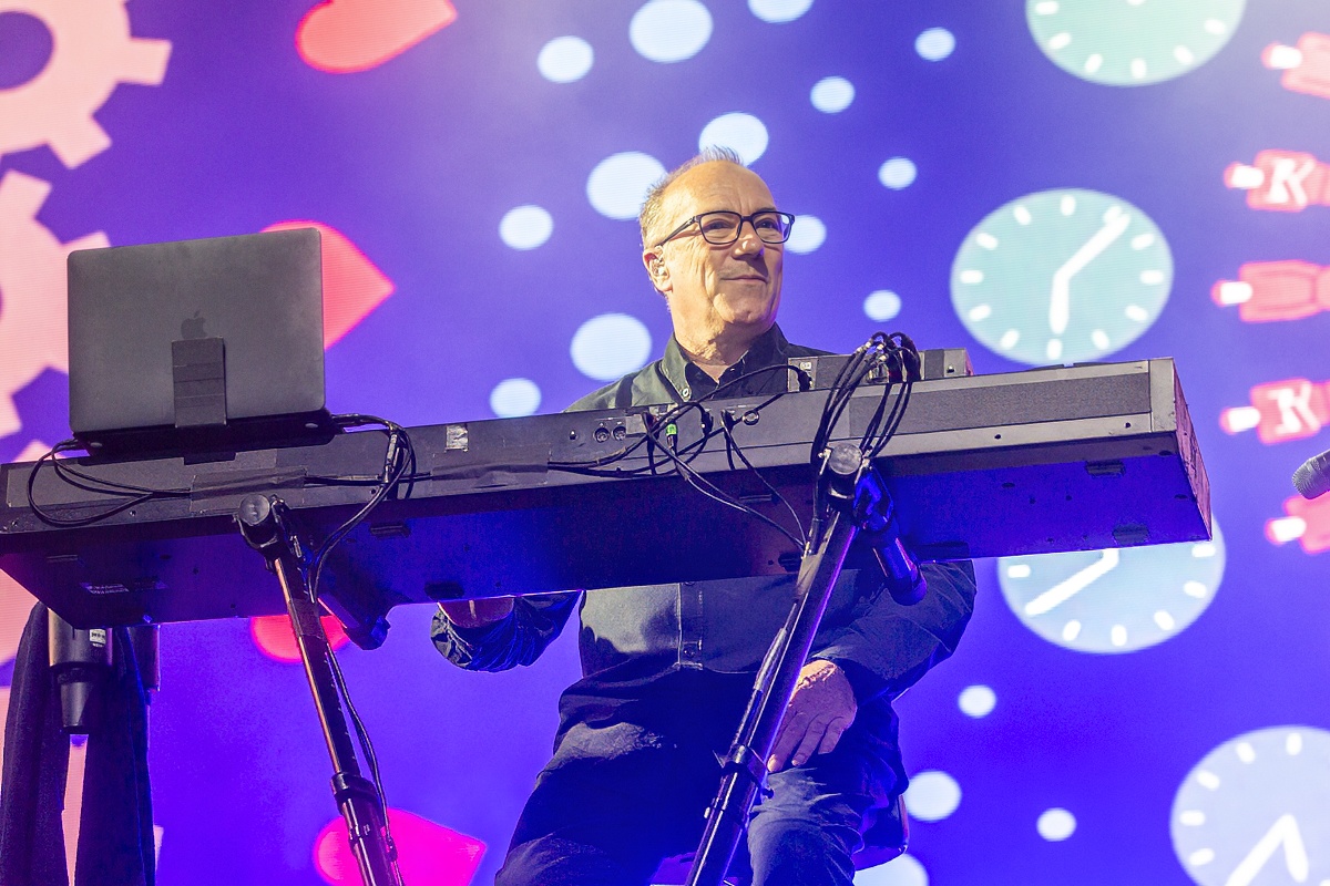 Orchestral Manoeuvres in the Dark @ Rock Zottegem, picture 12, photographed by Edwin Houdevelt - FrontView Magazine