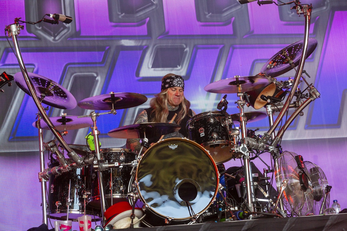 Steel Panther @ Rock Zottegem 2026, foto 13, foto's door Edwin Houdevelt - FrontView Magazine