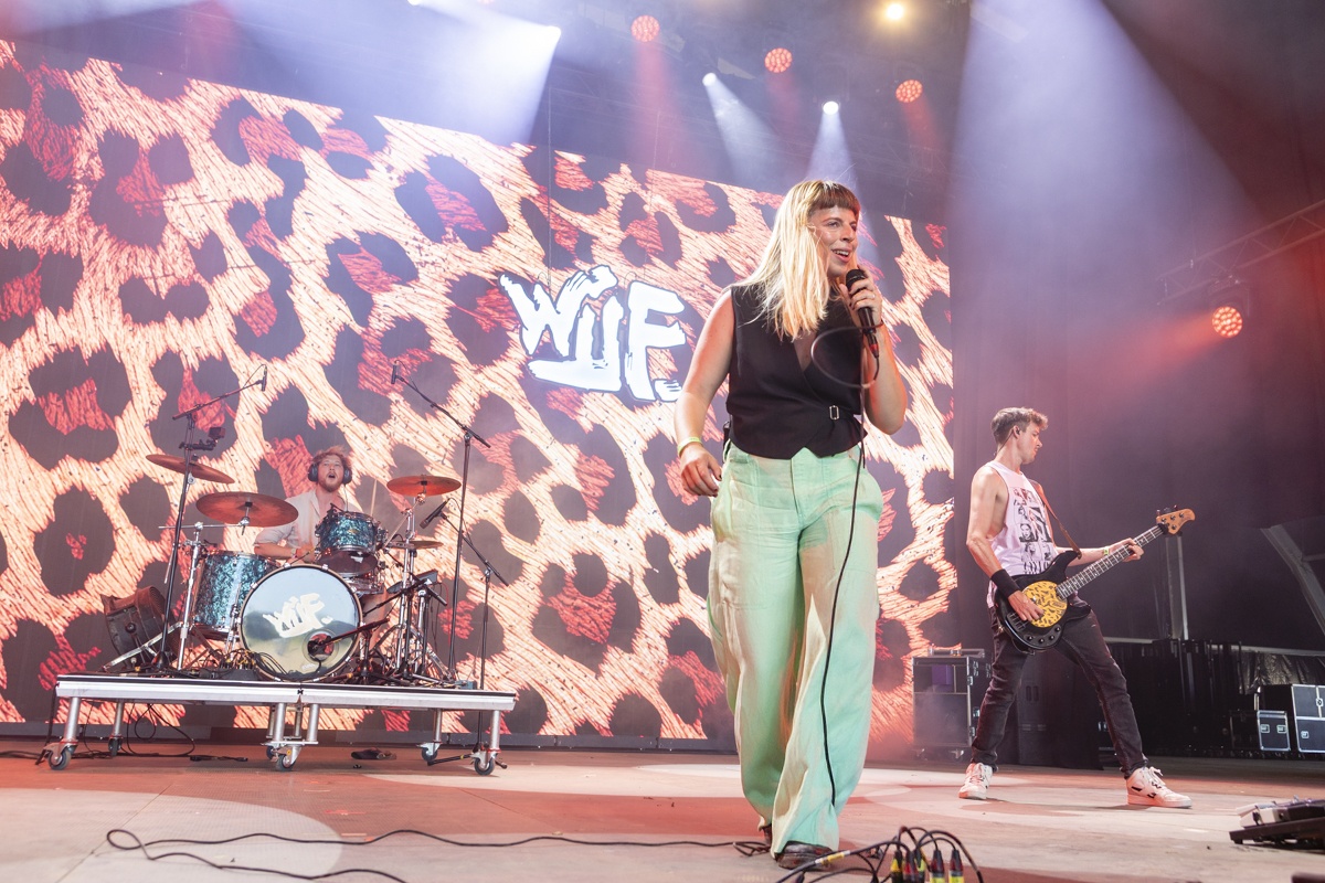 Wijf @ Rock Zottegem 2026, picture 13, photographed by Edwin Houdevelt - FrontView Magazine