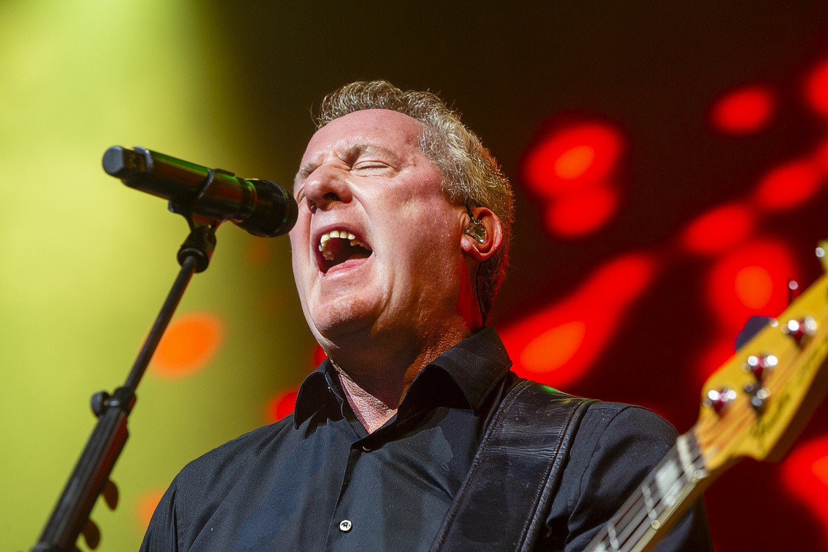 Orchestral Manoeuvres in the Dark @ Rock Zottegem, picture 8, photographed by Edwin Houdevelt - FrontView Magazine