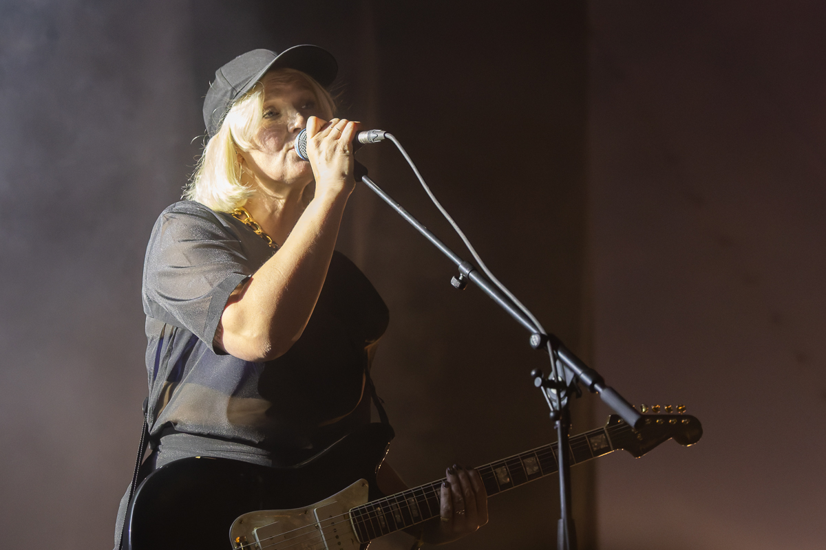 The Raveonettes @ Sjock, foto 1, foto's door David Johnson - FrontView Magazine