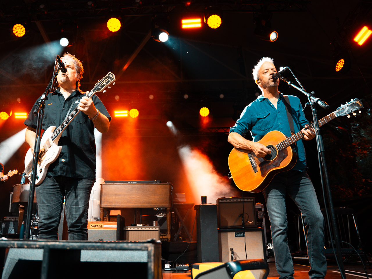 Counting Crows @ OLT Rivierenhof, picture 1, photographed by Björn Franck - FrontView Magazine