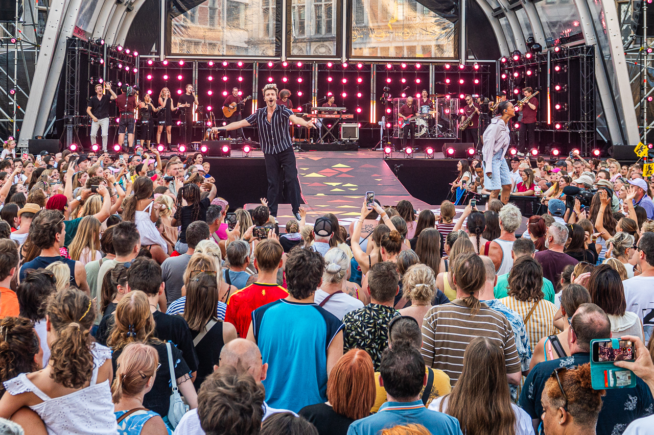 Vlaanderen Feest @ Grote Markt Antwerpen, foto 18, foto's door Dimitri Vanlommel - FrontView Magazine