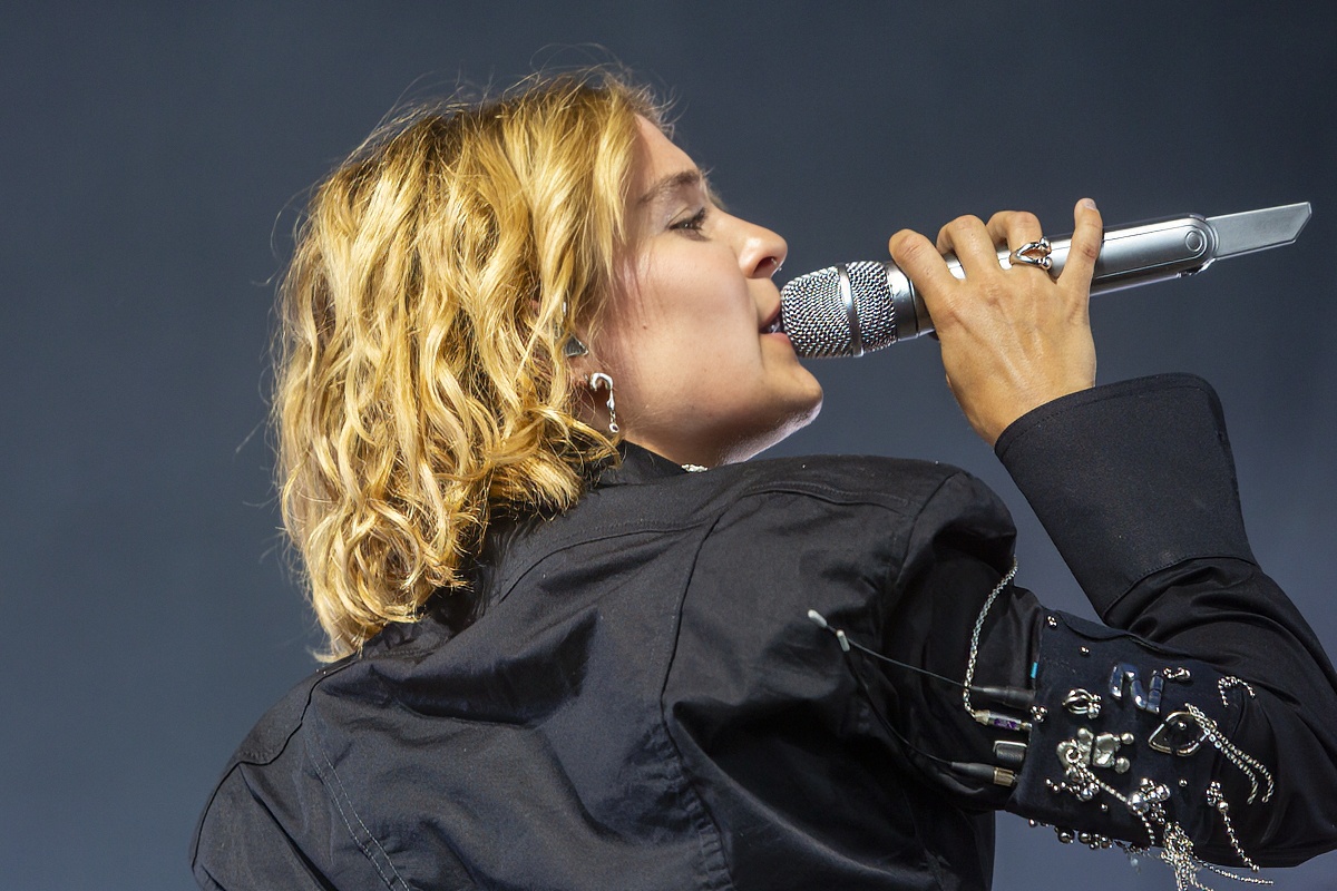 Pommelien Thijs @ Rock Zottegem 2026, picture 3, photographed by Edwin Houdevelt - FrontView Magazine