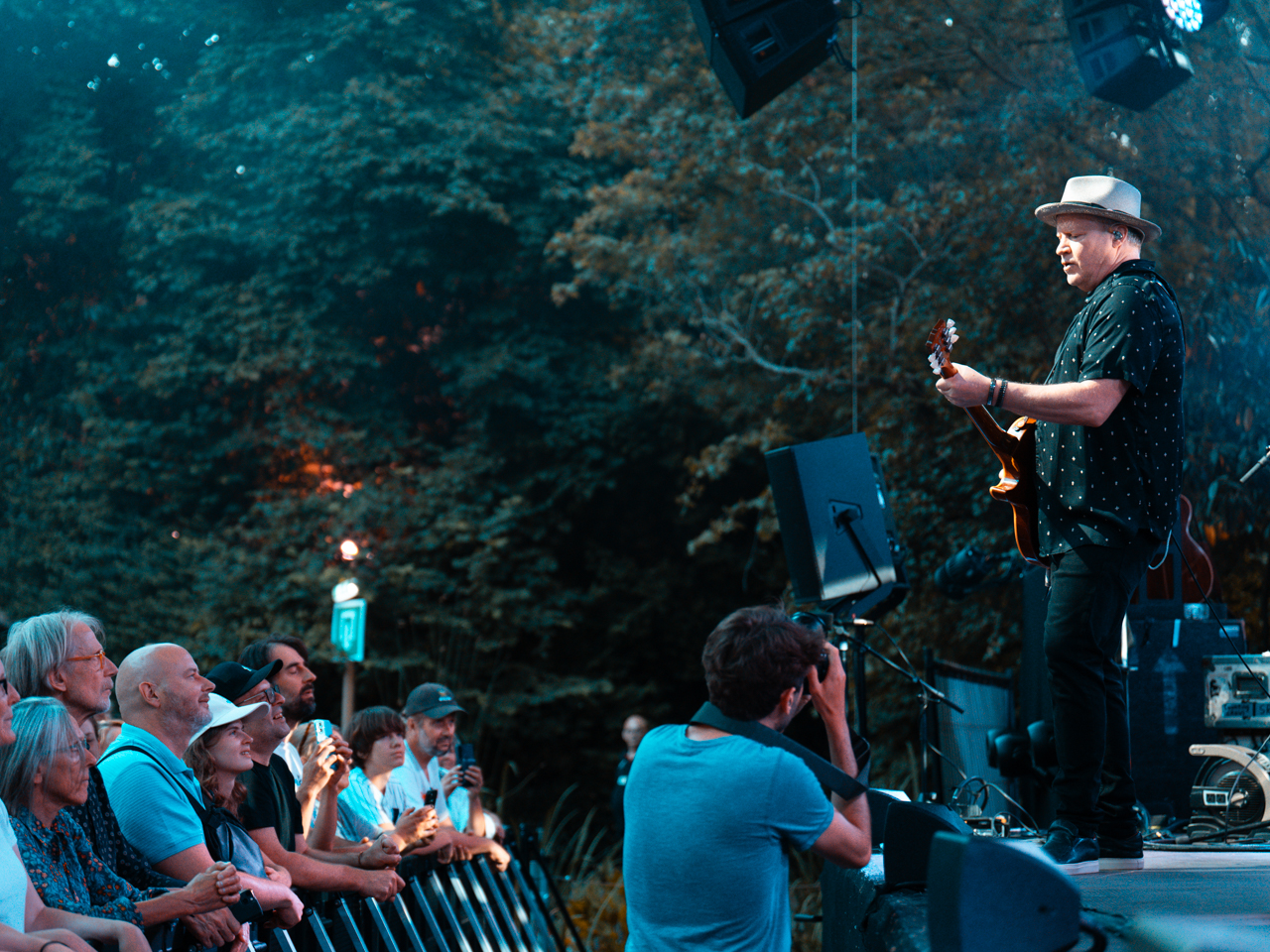 Counting Crows @ OLT Rivierenhof, picture 12, photographed by Björn Franck - FrontView Magazine