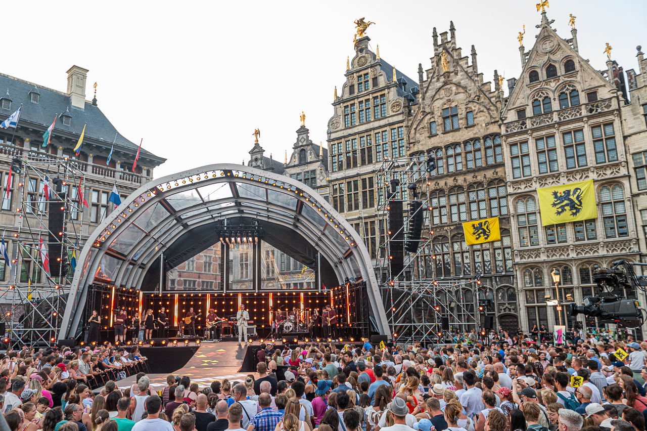 Vlaanderen Feest @ Grote Markt Antwerpen, foto 53, foto's door Dimitri Vanlommel - FrontView Magazine