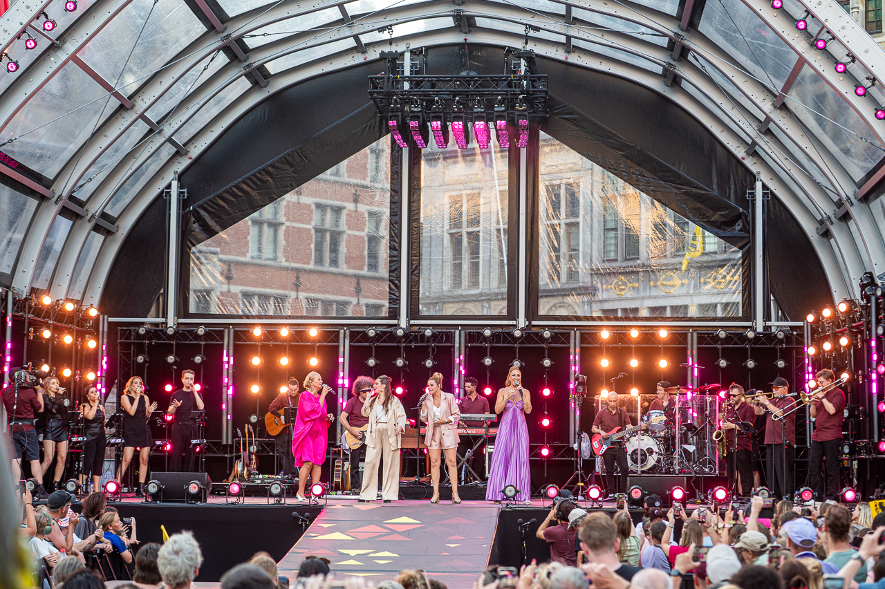 Vlaanderen Feest @ Grote Markt Antwerpen, foto 57, foto's door Dimitri Vanlommel - FrontView Magazine