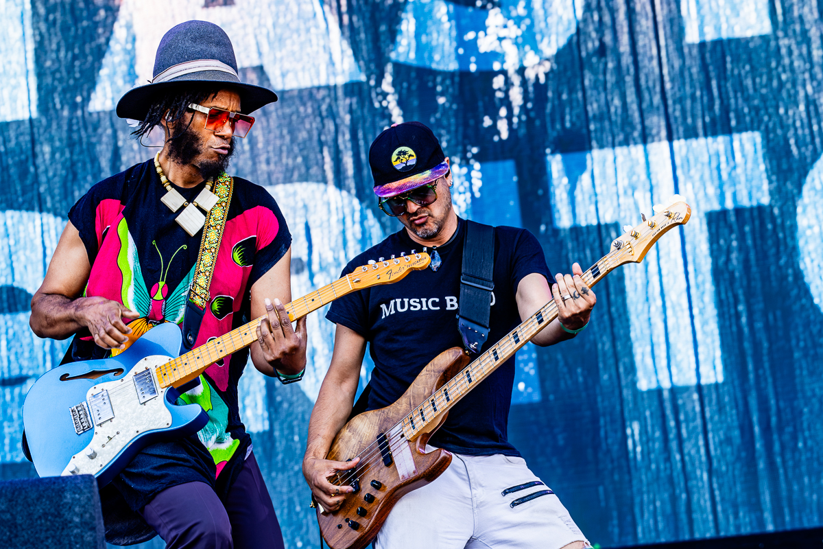 Fantastic Negrito @ Bospop 2026, foto 8, foto's door Dorien Goetschalckx - FrontView Magazine