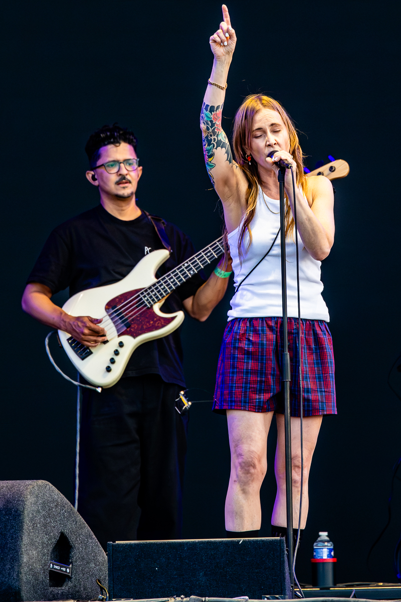 Anouk @ Bospop 2026, foto 7, foto's door Dorien Goetschalckx - FrontView Magazine