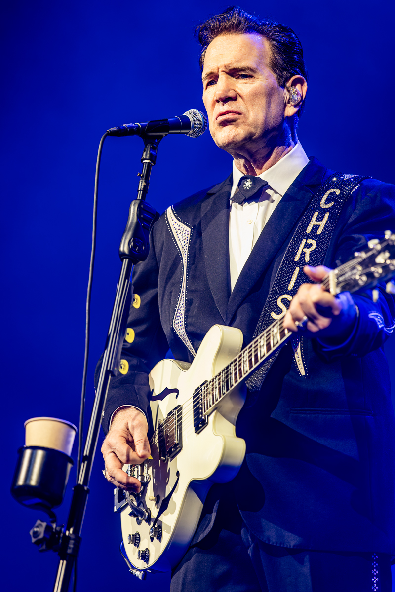 Chris Isaak @ Bospop 2026, foto 4, foto's door Dorien Goetschalckx - FrontView Magazine