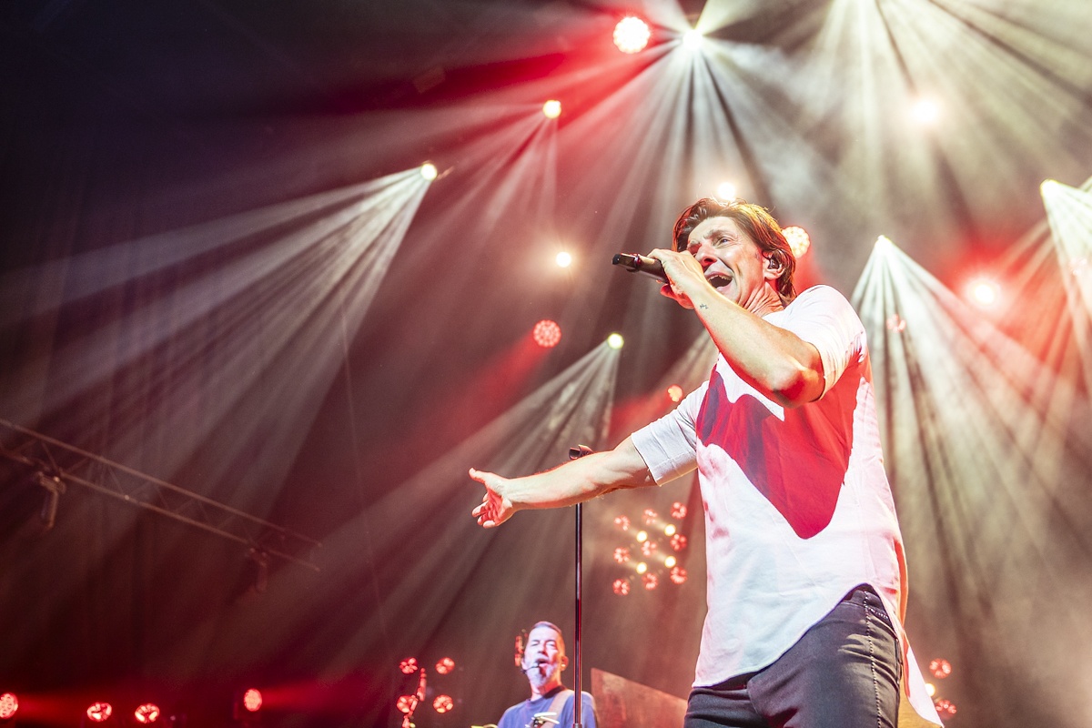 Clouseau @ Rock Zottegem 2026, picture 10, photographed by Edwin Houdevelt - FrontView Magazine