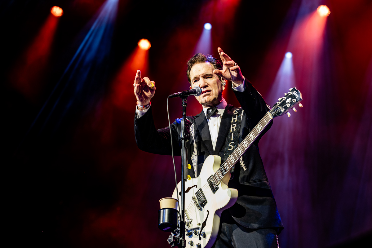 Chris Isaak @ Bospop 2026, foto 11, foto's door Dorien Goetschalckx - FrontView Magazine
