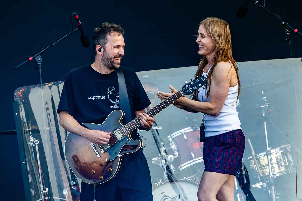 Anouk @ Bospop 2026, foto 5, foto's door Dorien Goetschalckx - FrontView Magazine