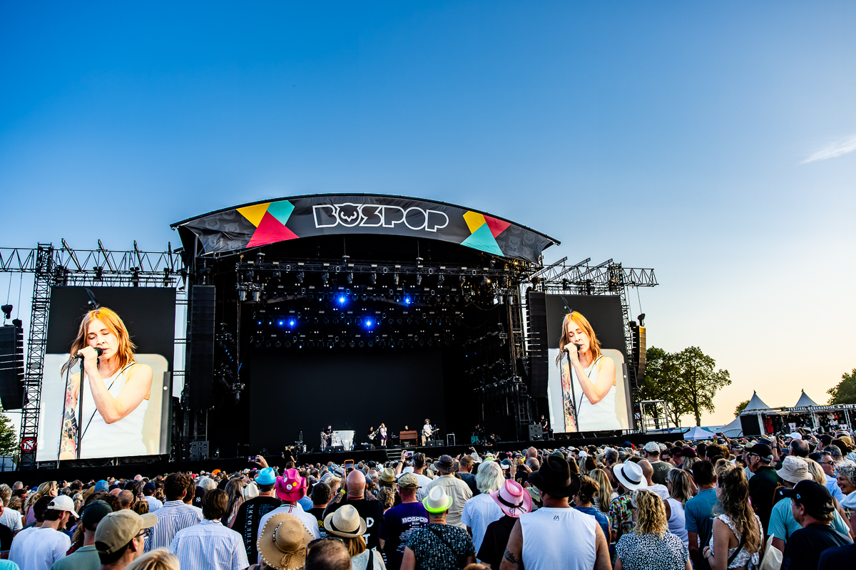 Anouk @ Bospop 2026, foto 4, foto's door Dorien Goetschalckx - FrontView Magazine