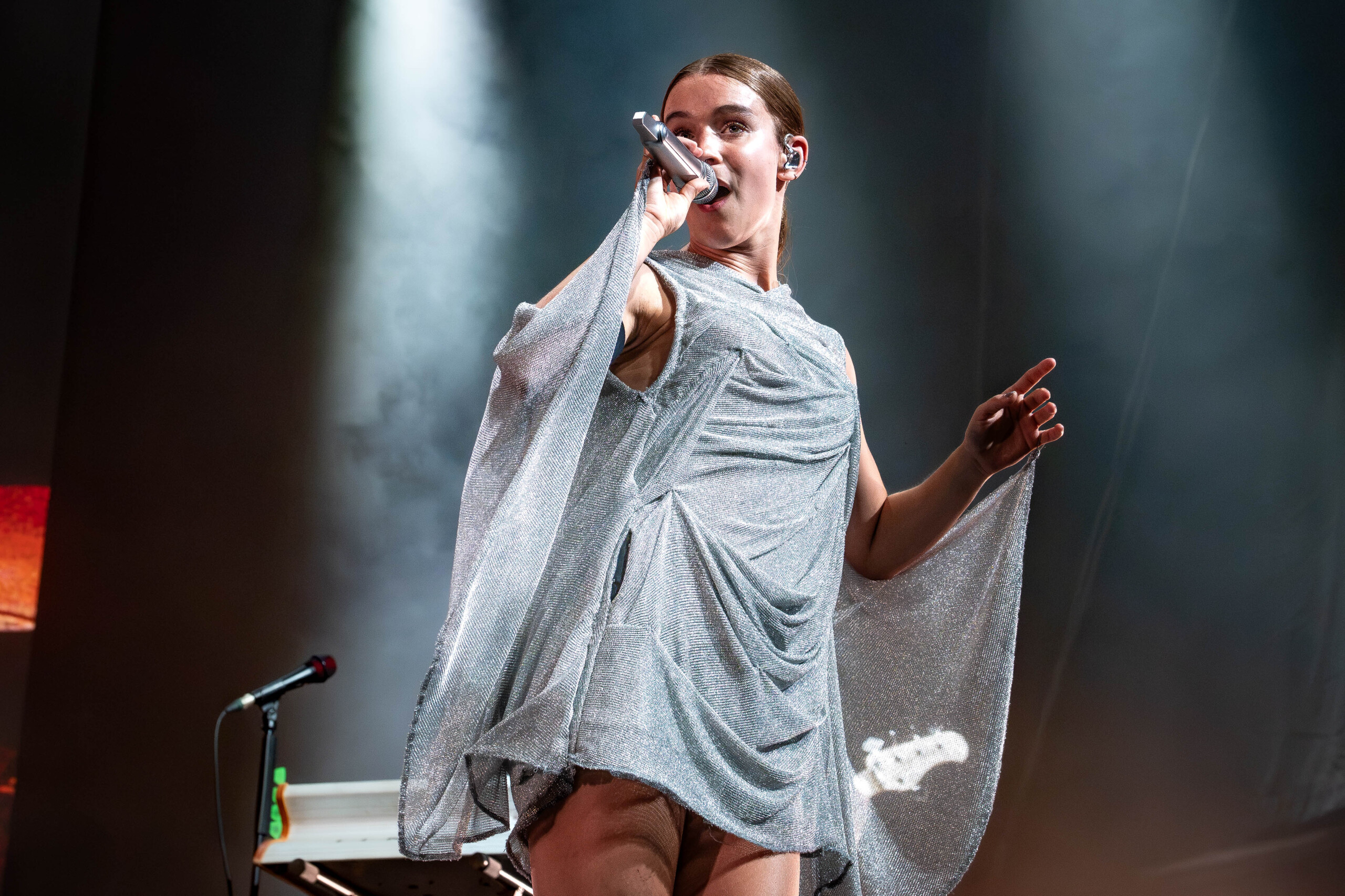 Pommelien Thijs @ Rock Herk Encore, foto 11, foto's door Anoek Houben - FrontView Magazine