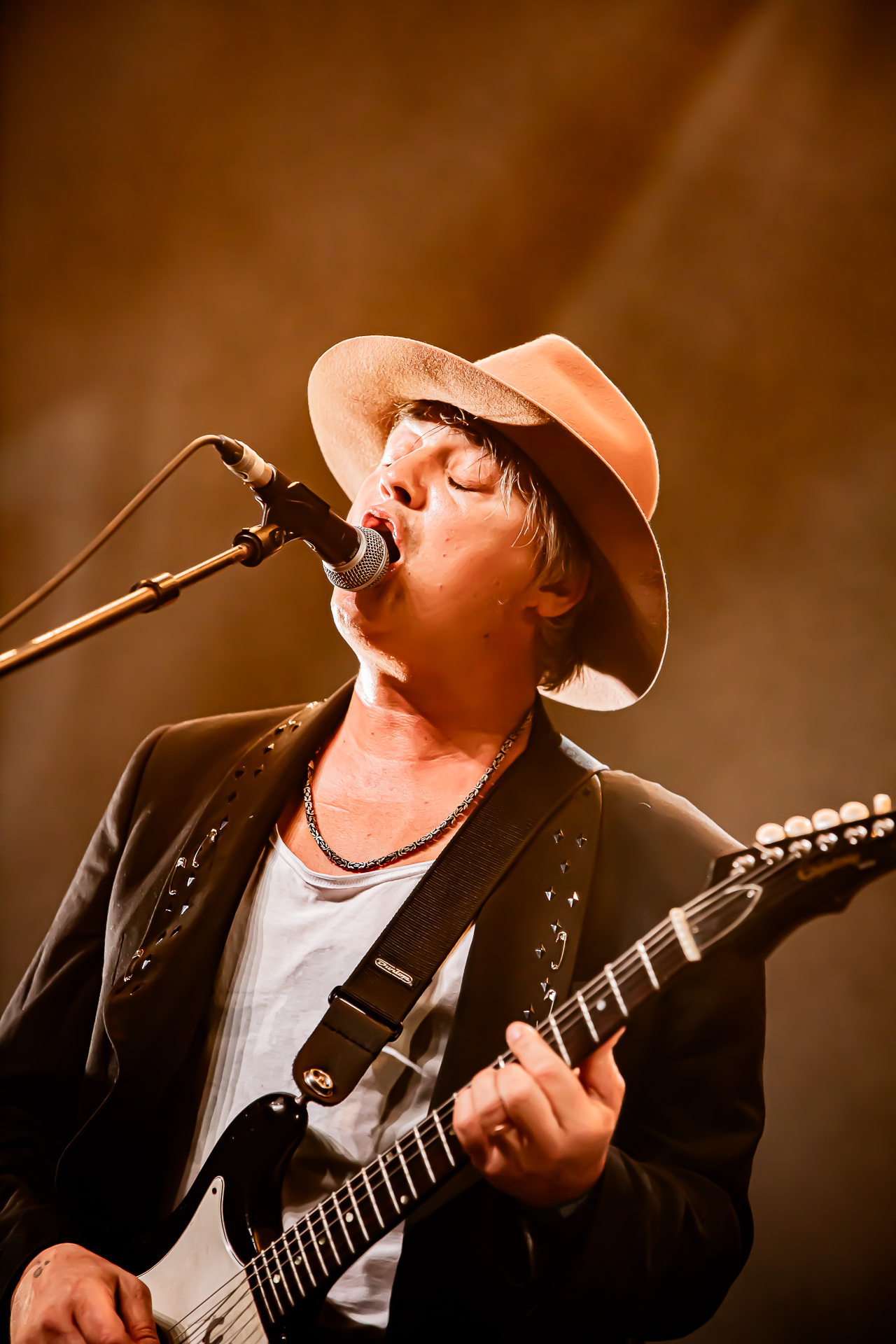 The Libertines @ Rock Herk, picture 16, photographed by Leen Verlinden - FrontView Magazine