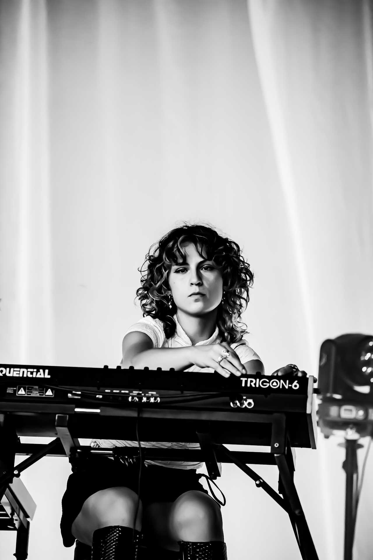 Dressed Like Boys @ Rock Herk, picture 12, photographed by Leen Verlinden - FrontView Magazine