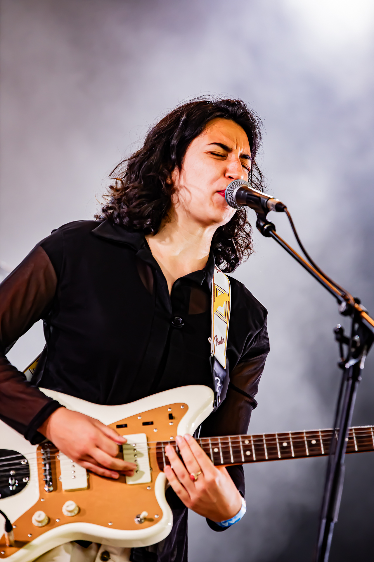 Rosie Stuart @ Rock Herk, picture 3, photographed by Leen Verlinden - FrontView Magazine